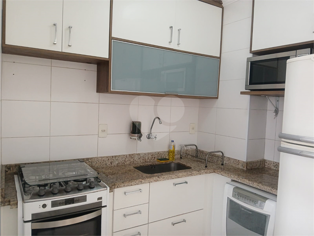 Apartamento - Perdizes - 2 Dormitórios - 55 m².