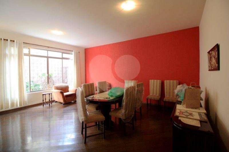 CASA em VILA MADALENA