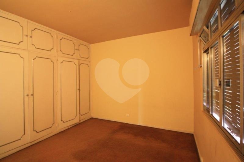 CASA em VILA MADALENA