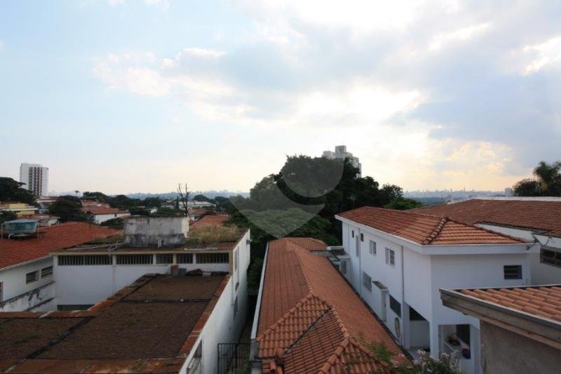 CASA em VILA MADALENA