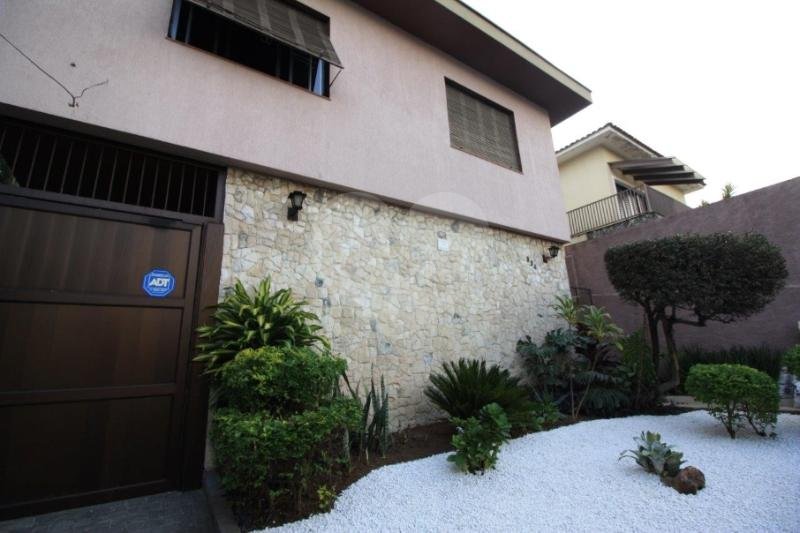 CASA em VILA MADALENA