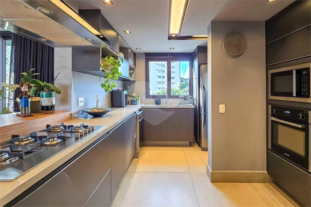 Apartamento à venda com 125m², 2suites  e 2 vagas Alto da Lapa