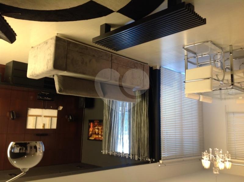 APARTAMENTO em VILA OLÍMPIA