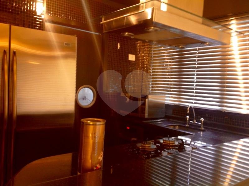 APARTAMENTO em VILA OLÍMPIA