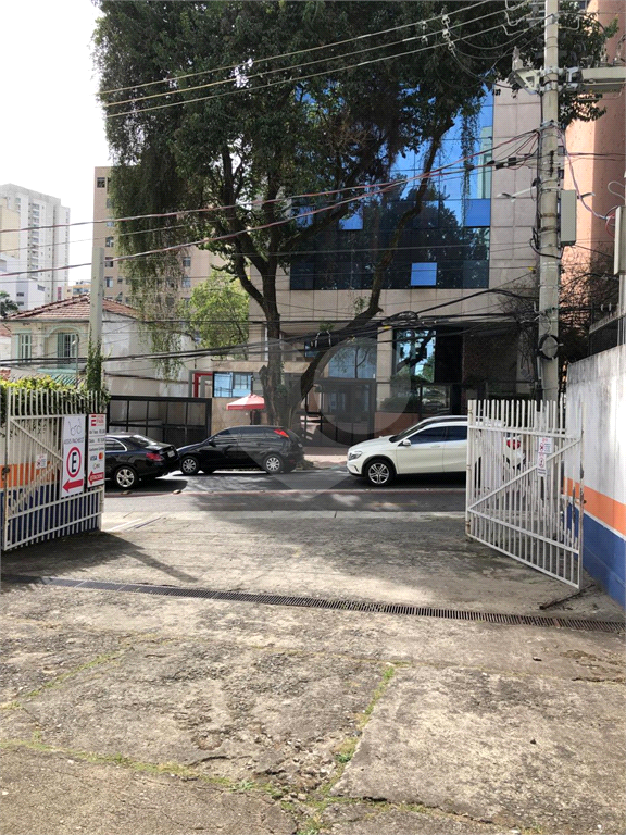 Conjunto comercial em Perdizes