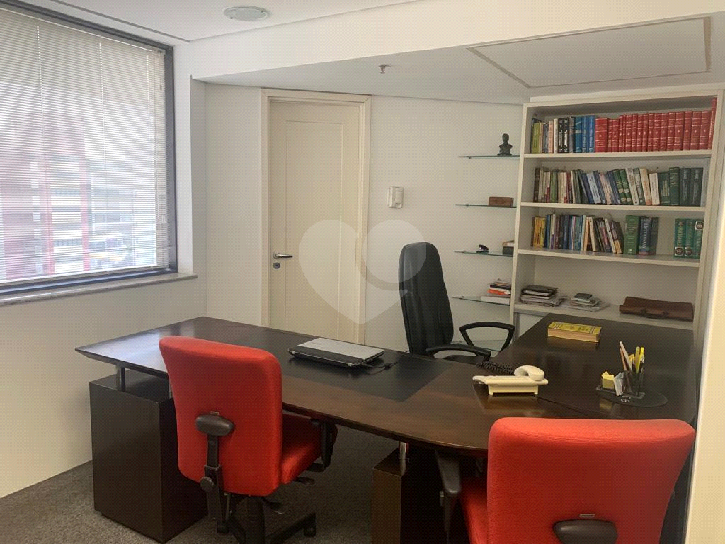 Conjunto comercial em Perdizes