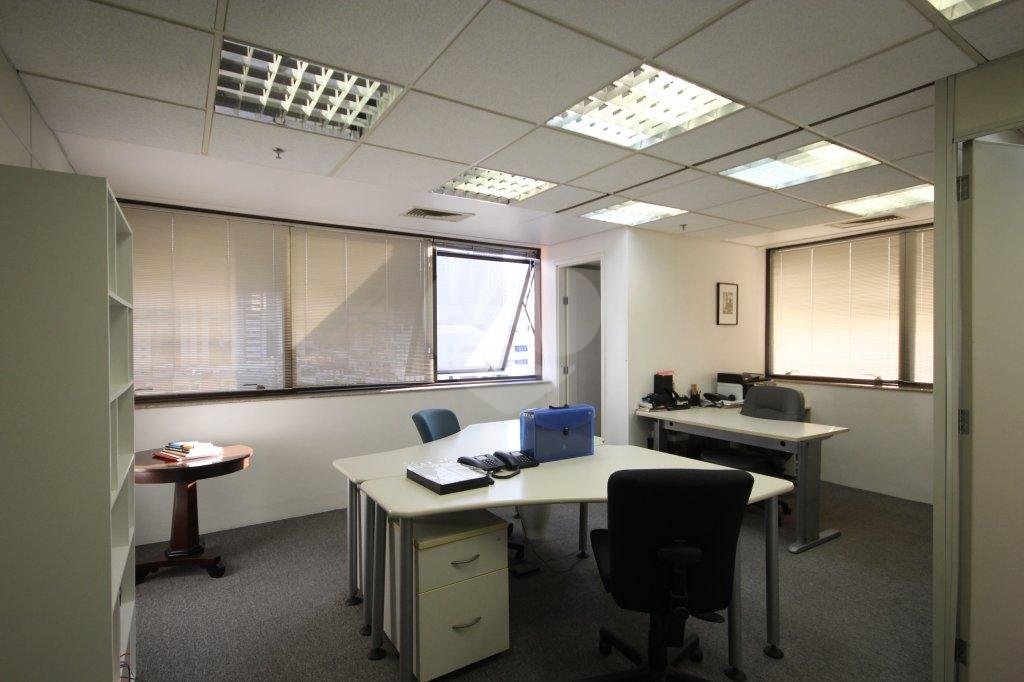 Conjunto comercial em Perdizes