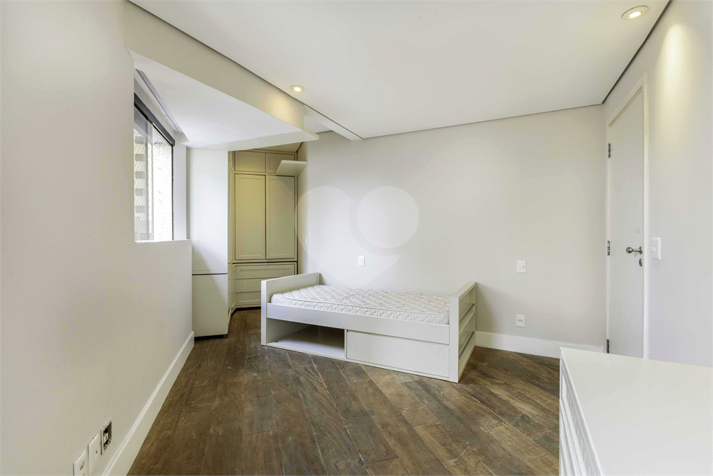 Cobertura dúplex com 175 m para venda e locação no charmoso bairro da Vila Madalena-SP