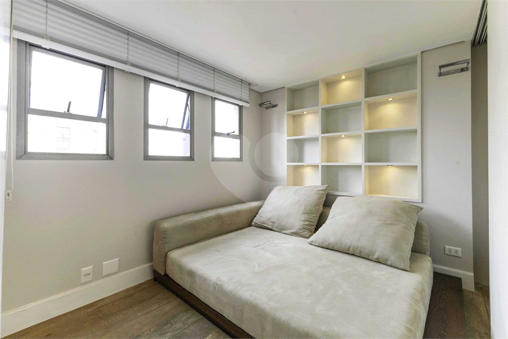 Cobertura dúplex com 175 m para venda e locação no charmoso bairro da Vila Madalena-SP