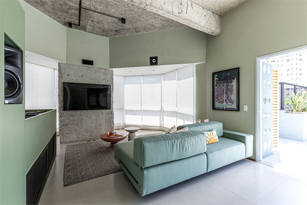 Cobertura com piscina e espaço gourmet privado 4 suítes 4 vagas Vila Uberabinha