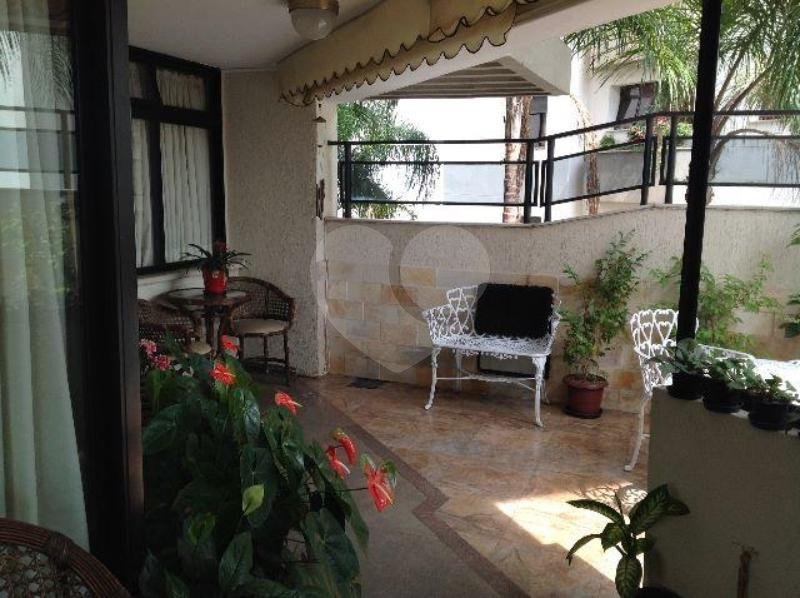 APARTAMENTO COM 4 DORMITÓRIOS E 4 VAGAS À VENDA NA MOOCA