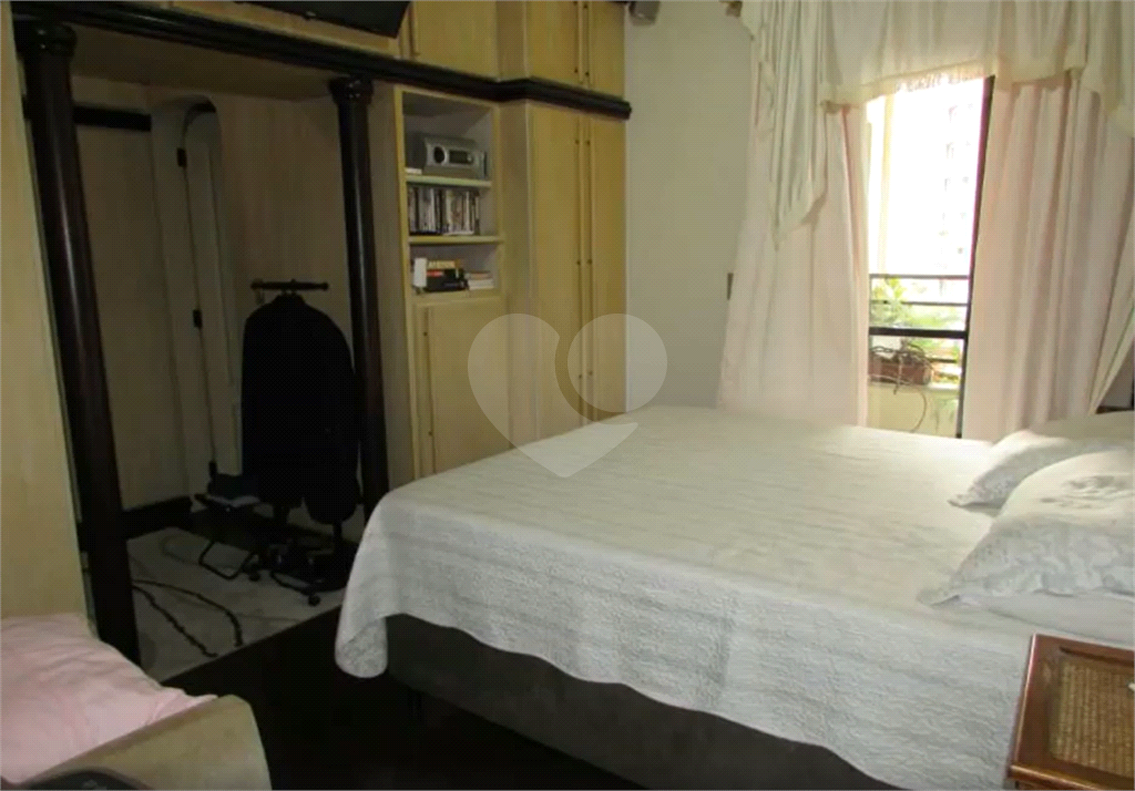 APARTAMENTO COM 4 DORMITÓRIOS E 4 VAGAS À VENDA NA MOOCA
