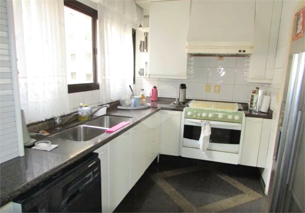 APARTAMENTO COM 4 DORMITÓRIOS E 4 VAGAS À VENDA NA MOOCA