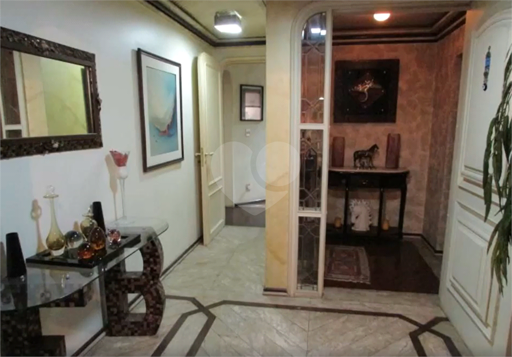 APARTAMENTO COM 4 DORMITÓRIOS E 4 VAGAS À VENDA NA MOOCA