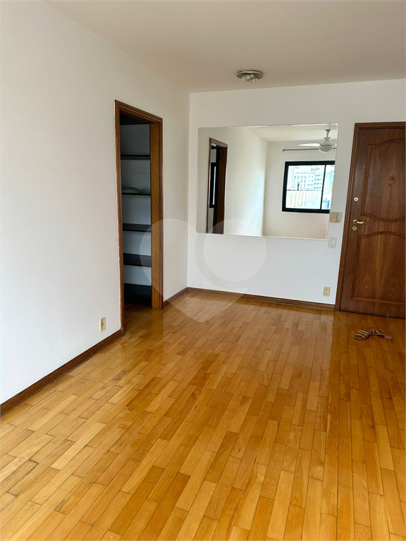 APARTAMENTO em HIGIENÓPOLIS
