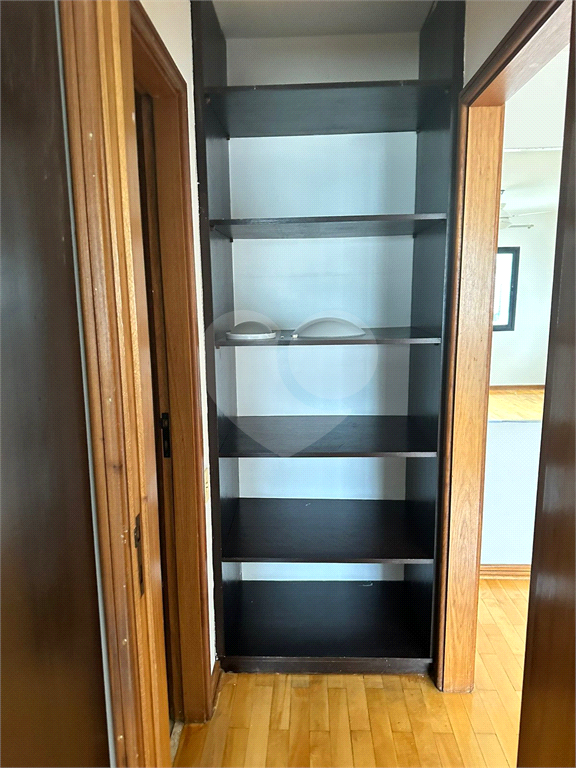 APARTAMENTO em HIGIENÓPOLIS