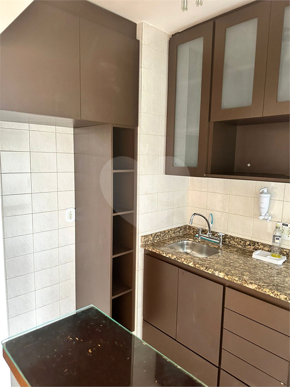 APARTAMENTO em HIGIENÓPOLIS
