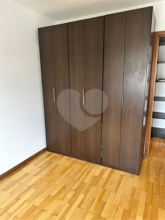 APARTAMENTO em HIGIENÓPOLIS