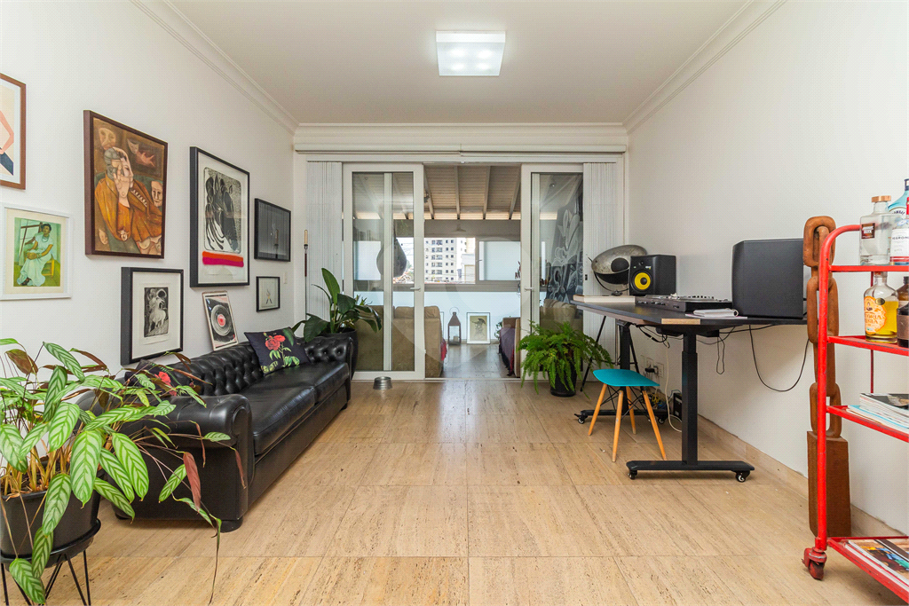 CASA À VENDA COM  3 QUARTOS, 3 VAGAS NA VILA IPOJUCA - VILA IPOJUCA.