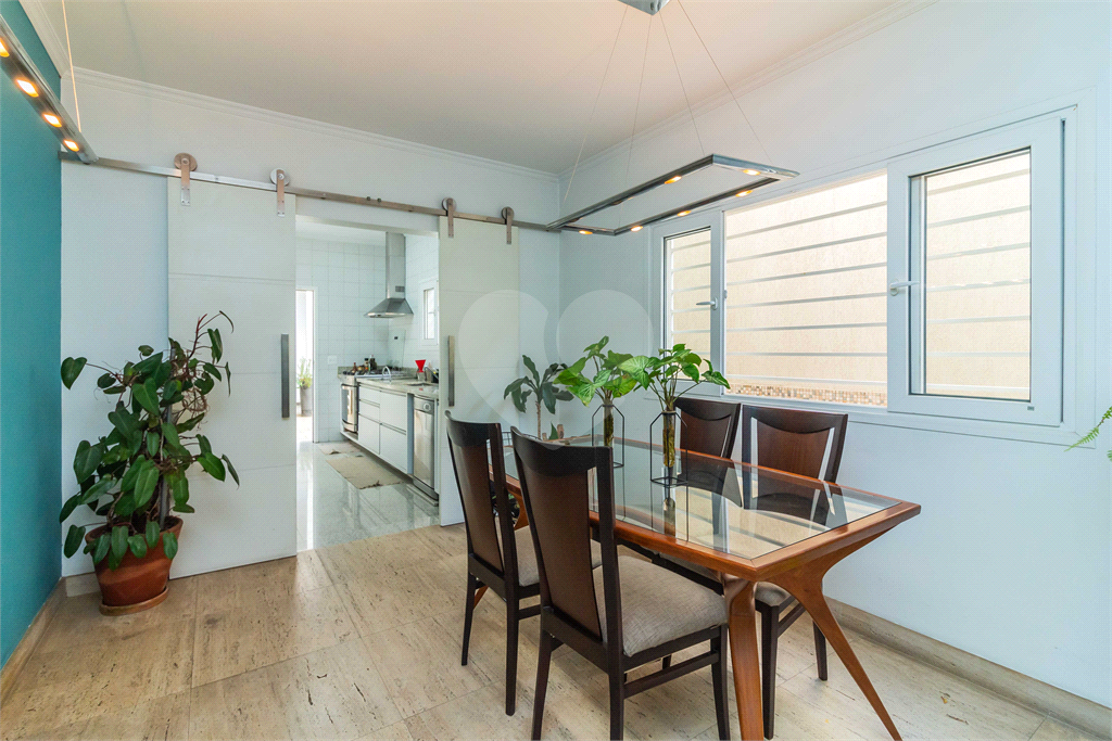 CASA À VENDA COM  3 QUARTOS, 3 VAGAS NA VILA IPOJUCA - VILA IPOJUCA.