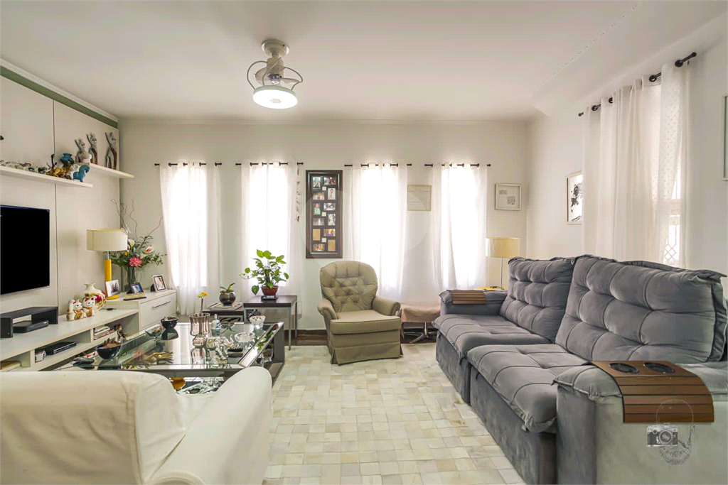 Casa, 3 quartos, 270 m² - Foto 1