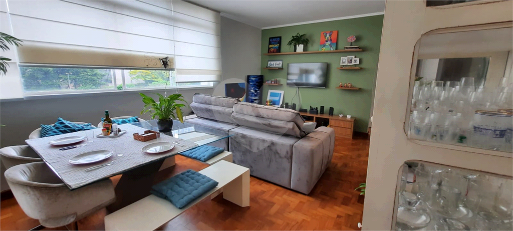 APARTAMENTO em ITAIM BIBI