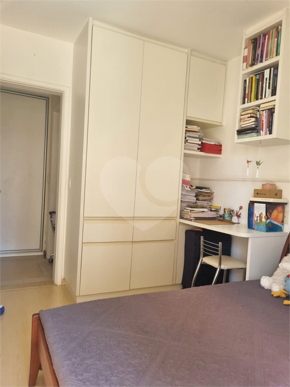 APARTAMENTO em PERDIZES