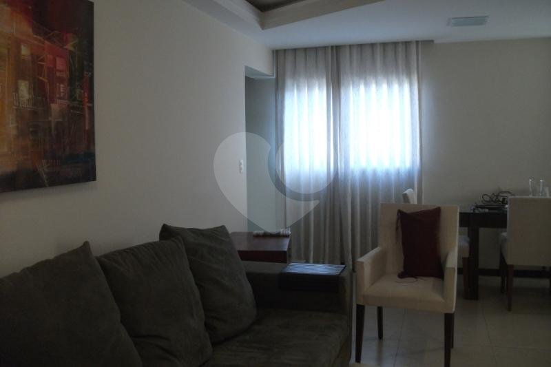 APARTAMENTO em PERDIZES