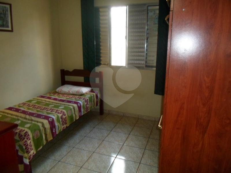 EXCELENTE SOBRADO NA VILA EMA
