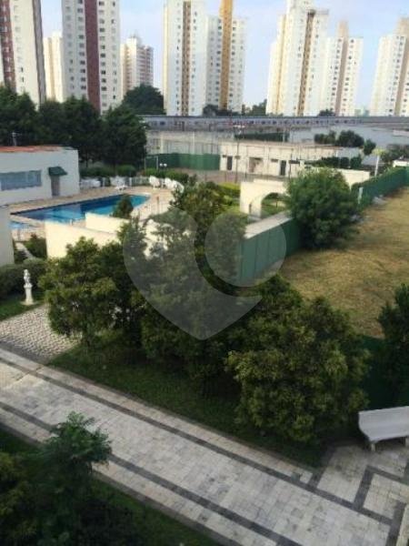 Apartamento ao lado da estão metrô Bresser