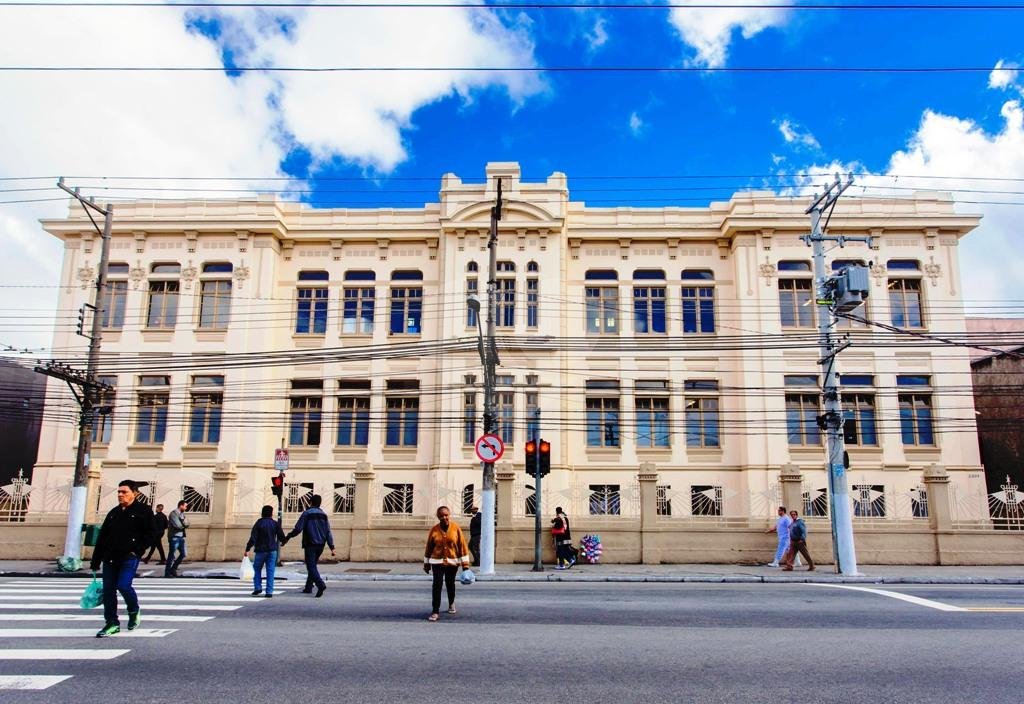 Apartamento ao lado da estão metrô Bresser