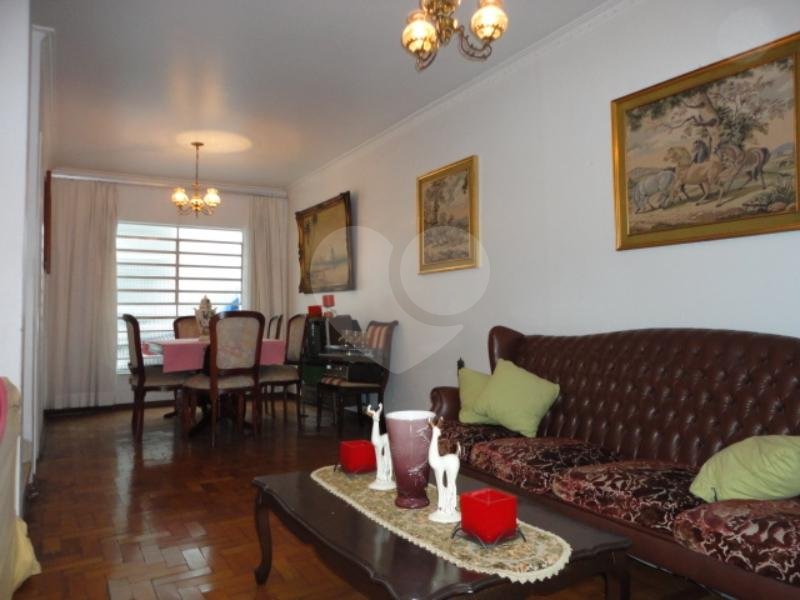 Casa de Vila com 7 dormitórios em Pinheiros COM RENDIMENTO DE ALUGUEL VIGENTE