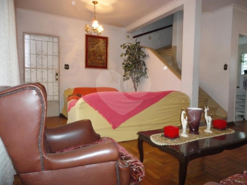 Casa de Vila com 7 dormitórios em Pinheiros COM RENDIMENTO DE ALUGUEL VIGENTE