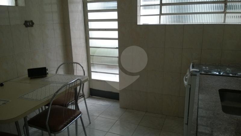 Casa de Vila com 7 dormitórios em Pinheiros COM RENDIMENTO DE ALUGUEL VIGENTE