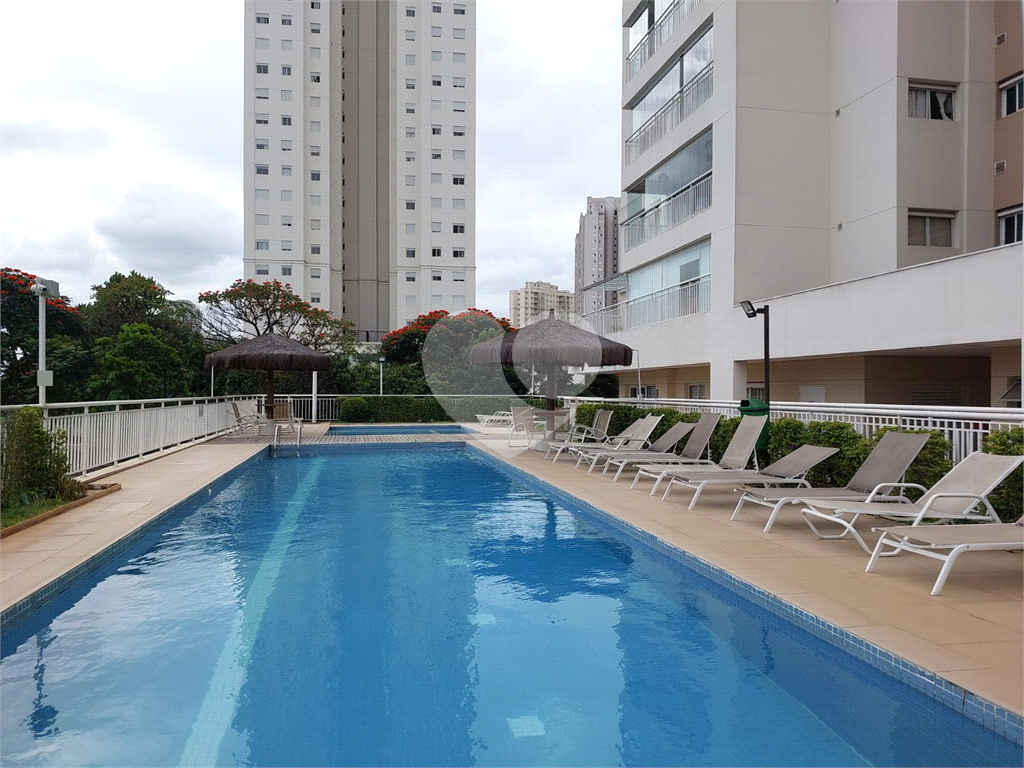 APTO ABAIXO DA AVALIAÇÃO - TOTALMENTE REFORMADO