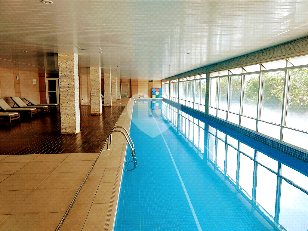 APTO ABAIXO DA AVALIAÇÃO - TOTALMENTE REFORMADO