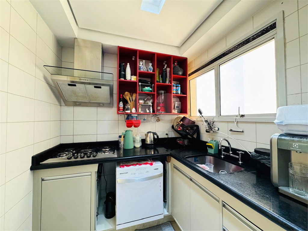 APTO ABAIXO DA AVALIAÇÃO - TOTALMENTE REFORMADO