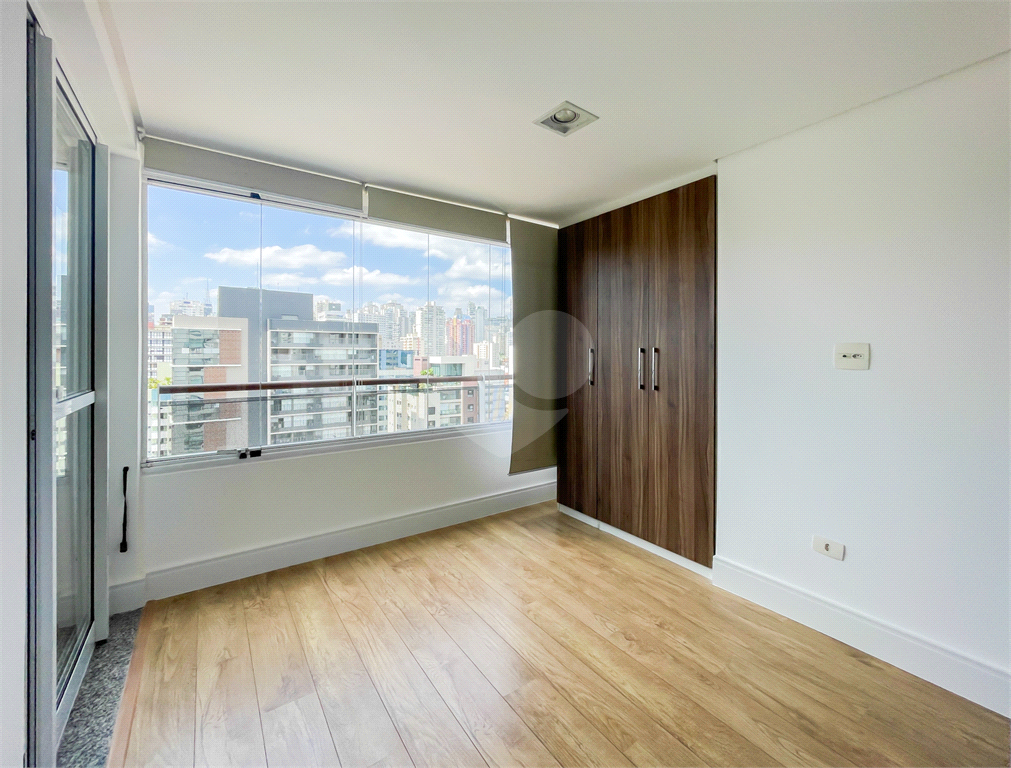Apartamento -Paraíso - 2 Quartos - 2 Vagas - Depósito - Locação / Aluguel