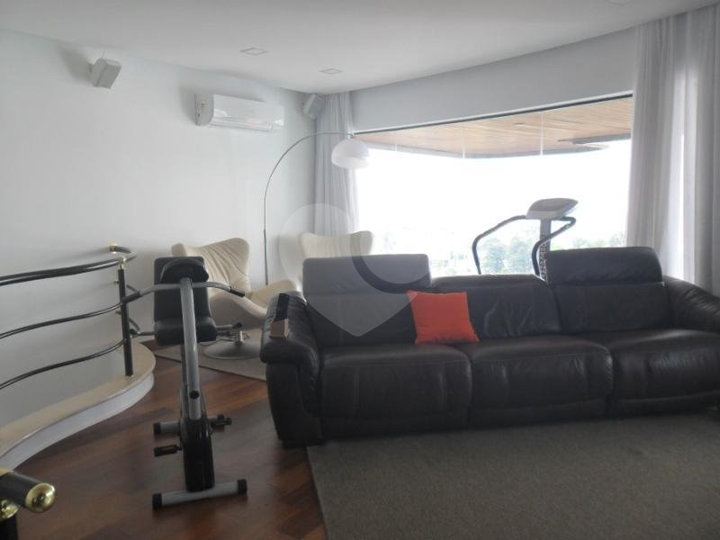 APARTAMENTO DE 400M NA MOOCA – ENCANTADOR.