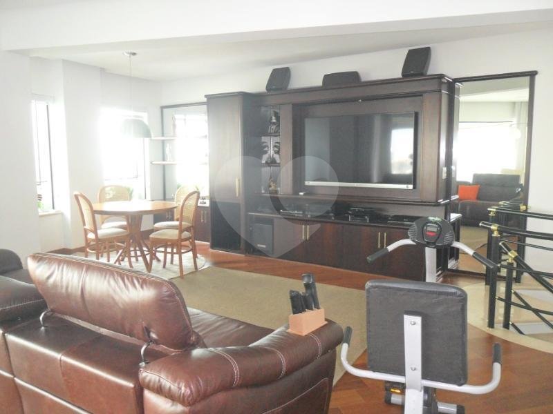 APARTAMENTO DE 400M NA MOOCA – ENCANTADOR.