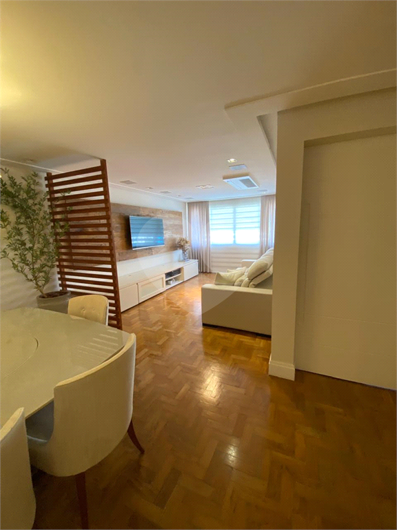 Apartamento à venda no JARDIM PAULISTA com 135 m²