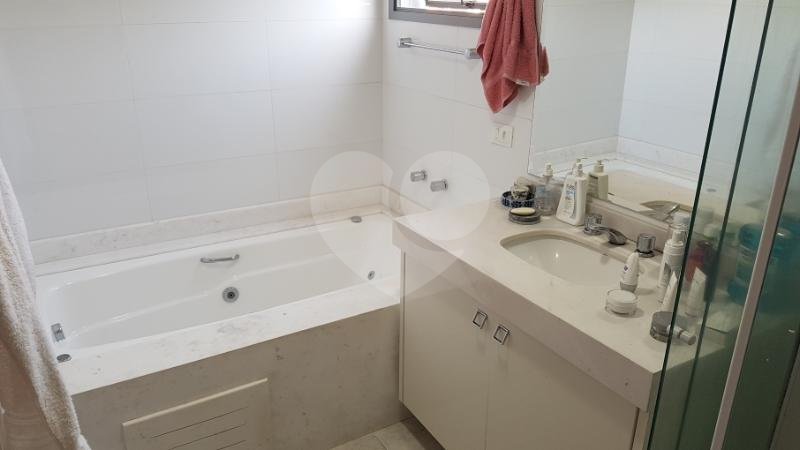 Apartamento, 3 quartos, 160 m² - Foto 2