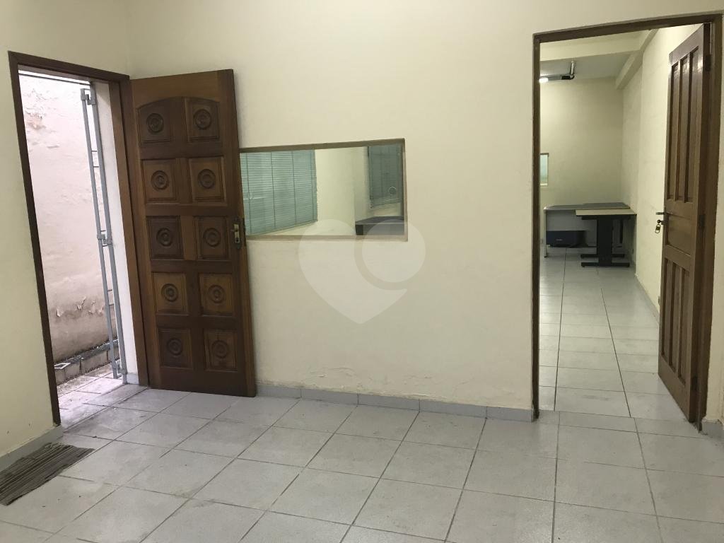 Sobrado à venda e aluguel com 3 quartos, 270m² - Foto 20