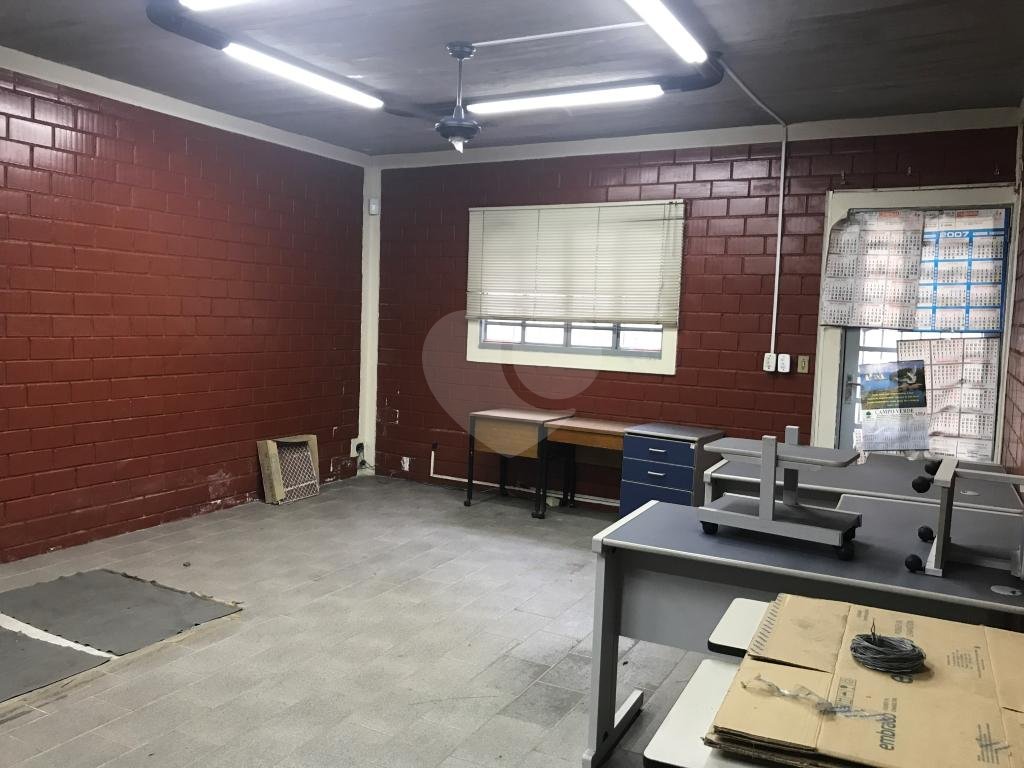 Sobrado à venda e aluguel com 3 quartos, 270m² - Foto 3