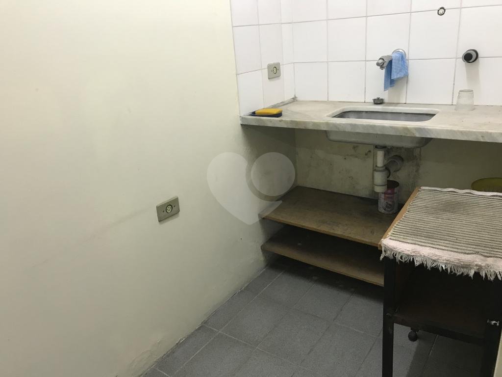 Sobrado à venda e aluguel com 3 quartos, 270m² - Foto 14