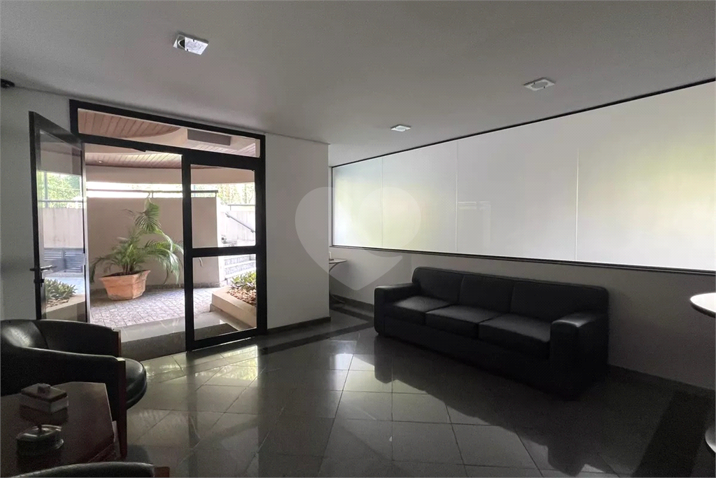 Apartamento Vila Madalena 3 quartos, sendo 1 suite e 2 vagas de garagem 