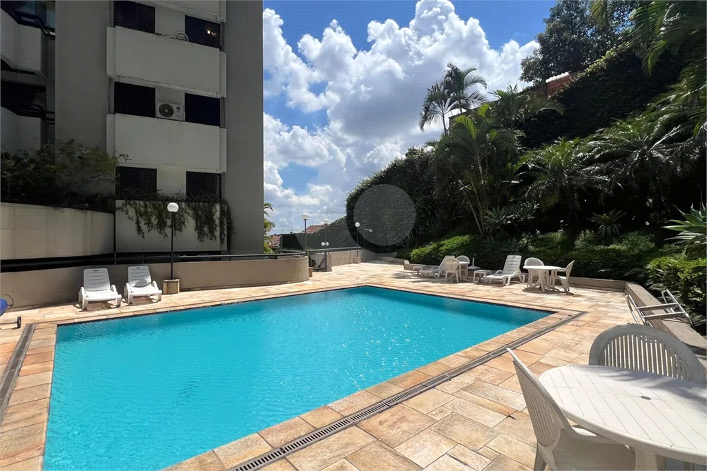 Apartamento Vila Madalena 3 quartos, sendo 1 suite e 2 vagas de garagem 