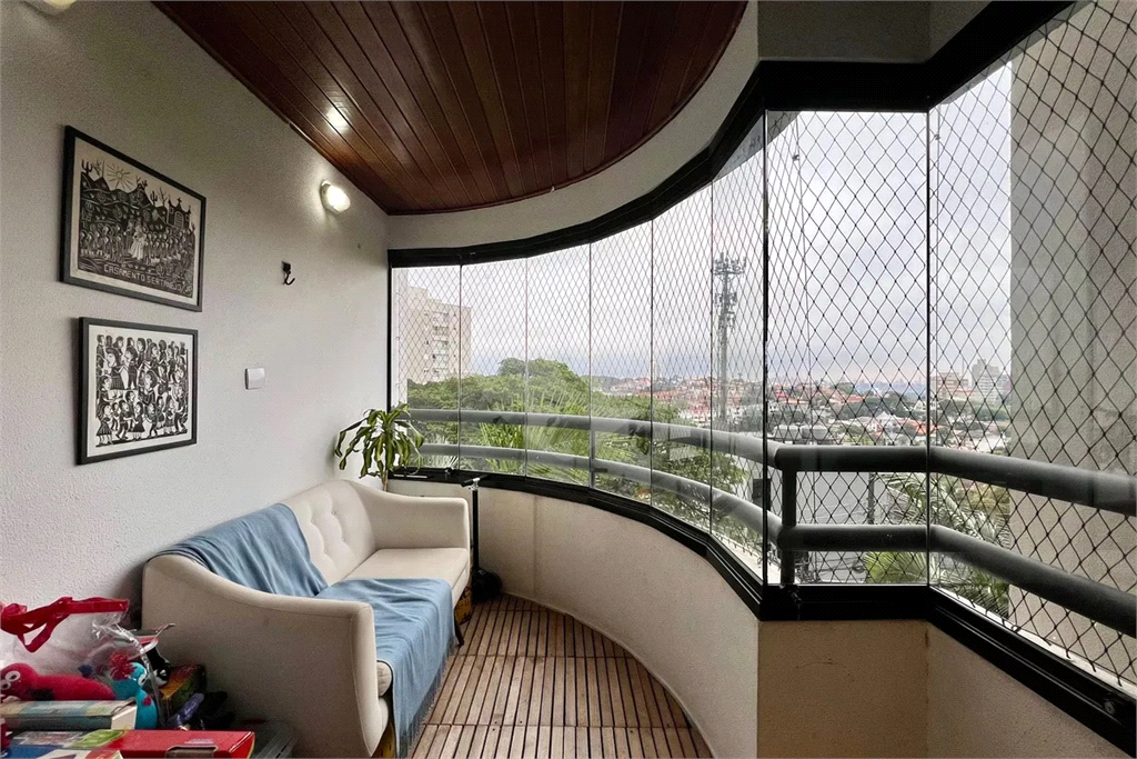 Apartamento Vila Madalena 3 quartos, sendo 1 suite e 2 vagas de garagem 