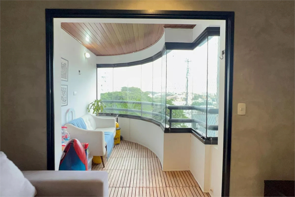 Apartamento Vila Madalena 3 quartos, sendo 1 suite e 2 vagas de garagem 