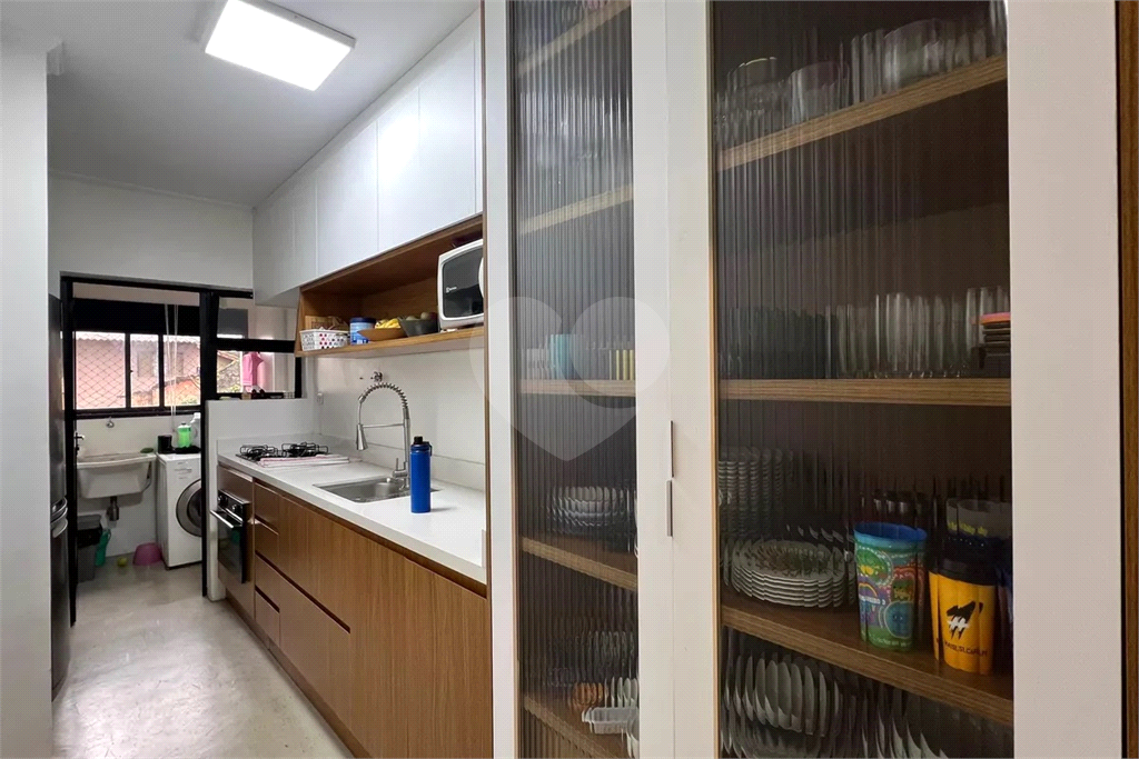 Apartamento Vila Madalena 3 quartos, sendo 1 suite e 2 vagas de garagem 